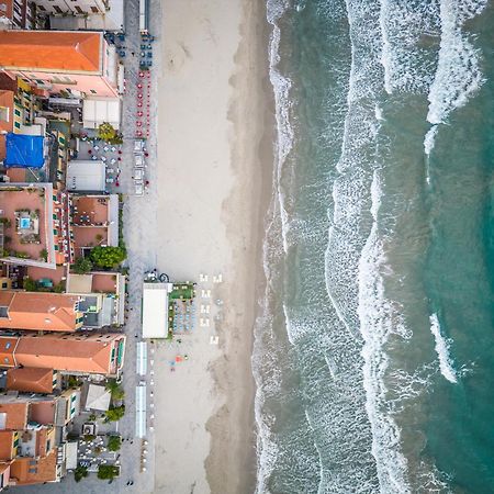 Le Terrazze Apart otel Alassio Dış mekan fotoğraf