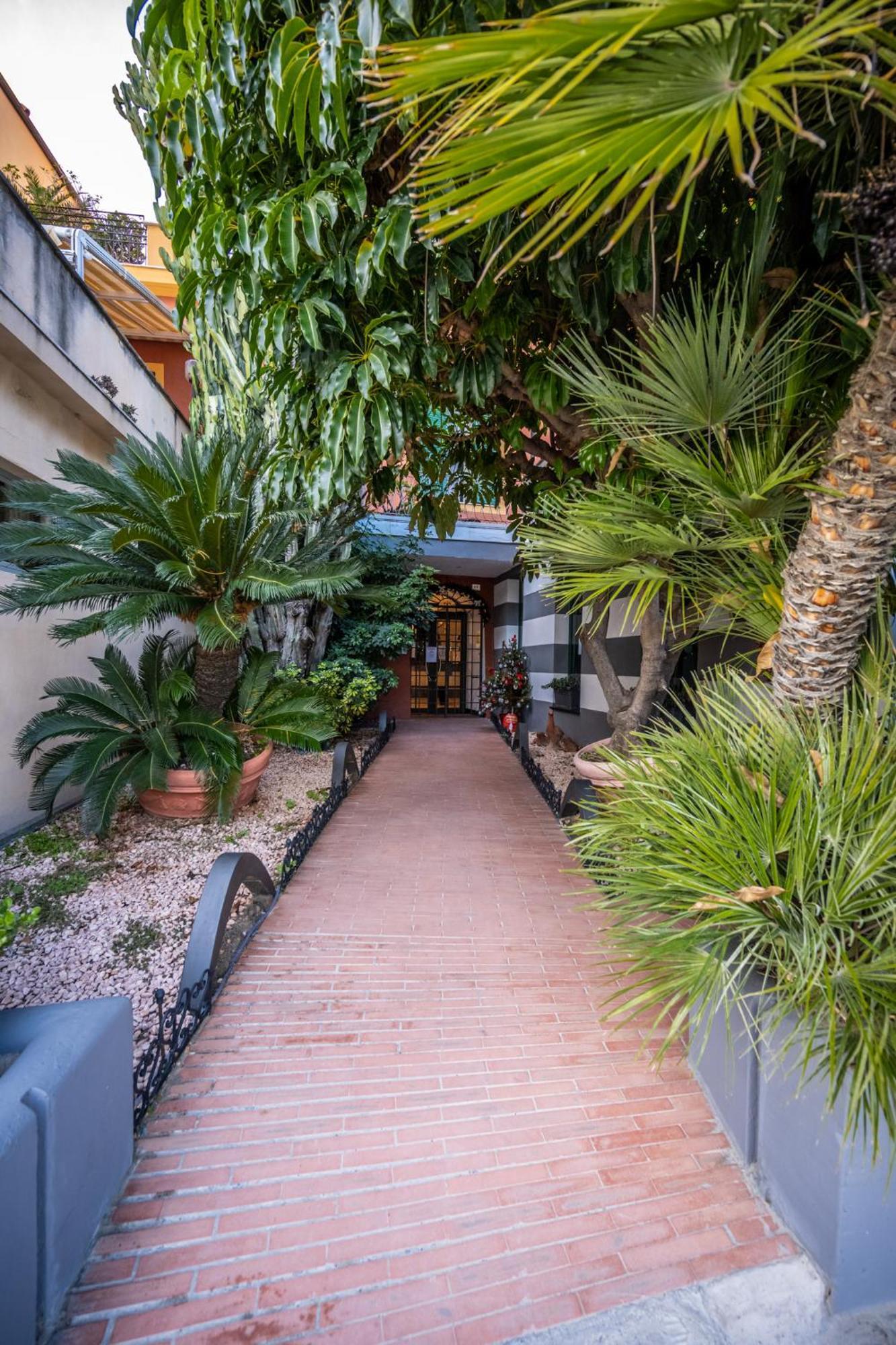 Le Terrazze Apart otel Alassio Dış mekan fotoğraf